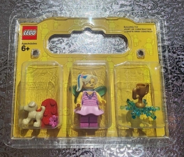 Krystle Starr mini fig Australia version 